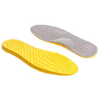 Vista superior e inferior da palmilha ortopédica corretiva cinza O, para pés cavos, pisada supinada, destacando a base amarela antiderrapante e o suporte ergonômico para pés cavos Universo Vigor Saúde