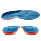 Composição com três visões de palmilha ortopédica X, para pés chatos, planos, pisada pronada, exibindo a face superior azul texturizada e duas imagens inferiores focadas na estrutura profunda do calcanhar em formato de U sobre fundo branco